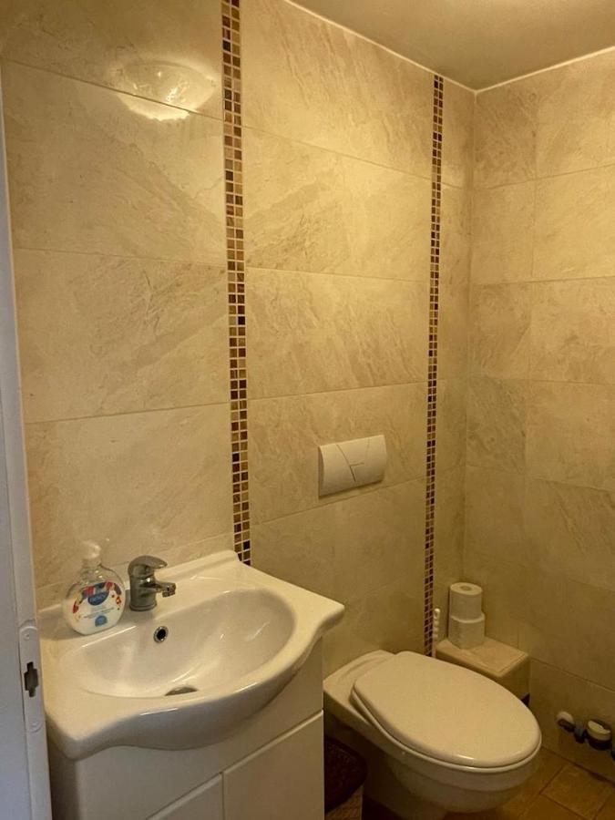 Gyulai Brill Apartman Exteriör bild