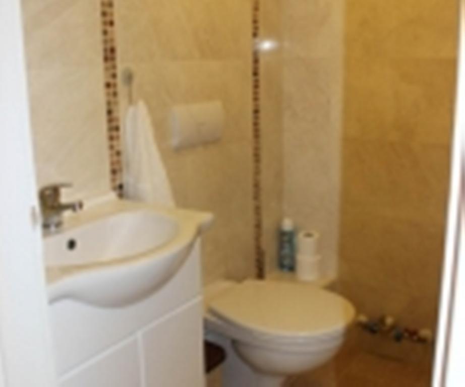 Gyulai Brill Apartman Rum bild